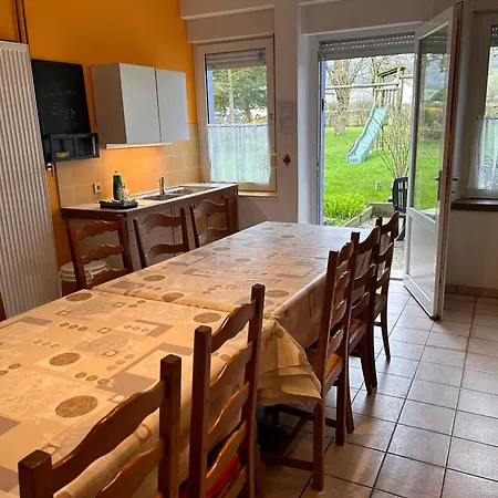Aux 2 Cerisiers Ferienhaus Virton