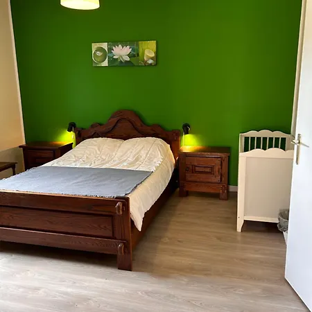 Holiday home Aux 2 Cerisiers